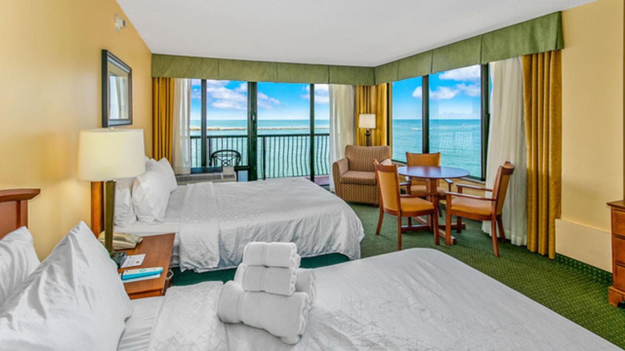 Holiday Inn & Suites Clearwater Beach, An Ihg Hotel Esterno foto